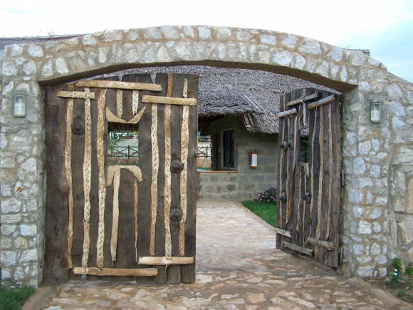 Manyatta Luxury Camp