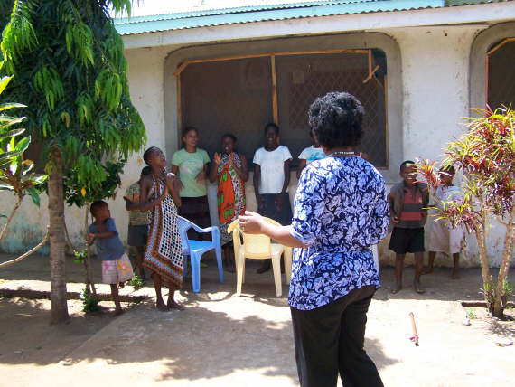 Dec 2009 Heart Childrens home