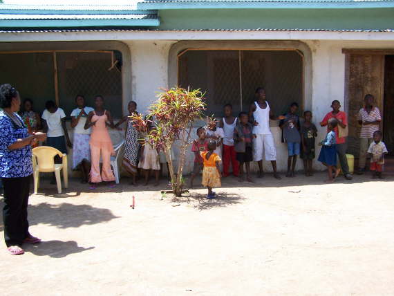 Dec 2009 Heart Childrens home